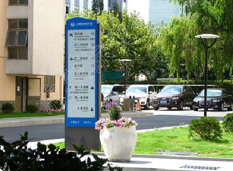 浏阳哪些因素影响宣传栏的制作？